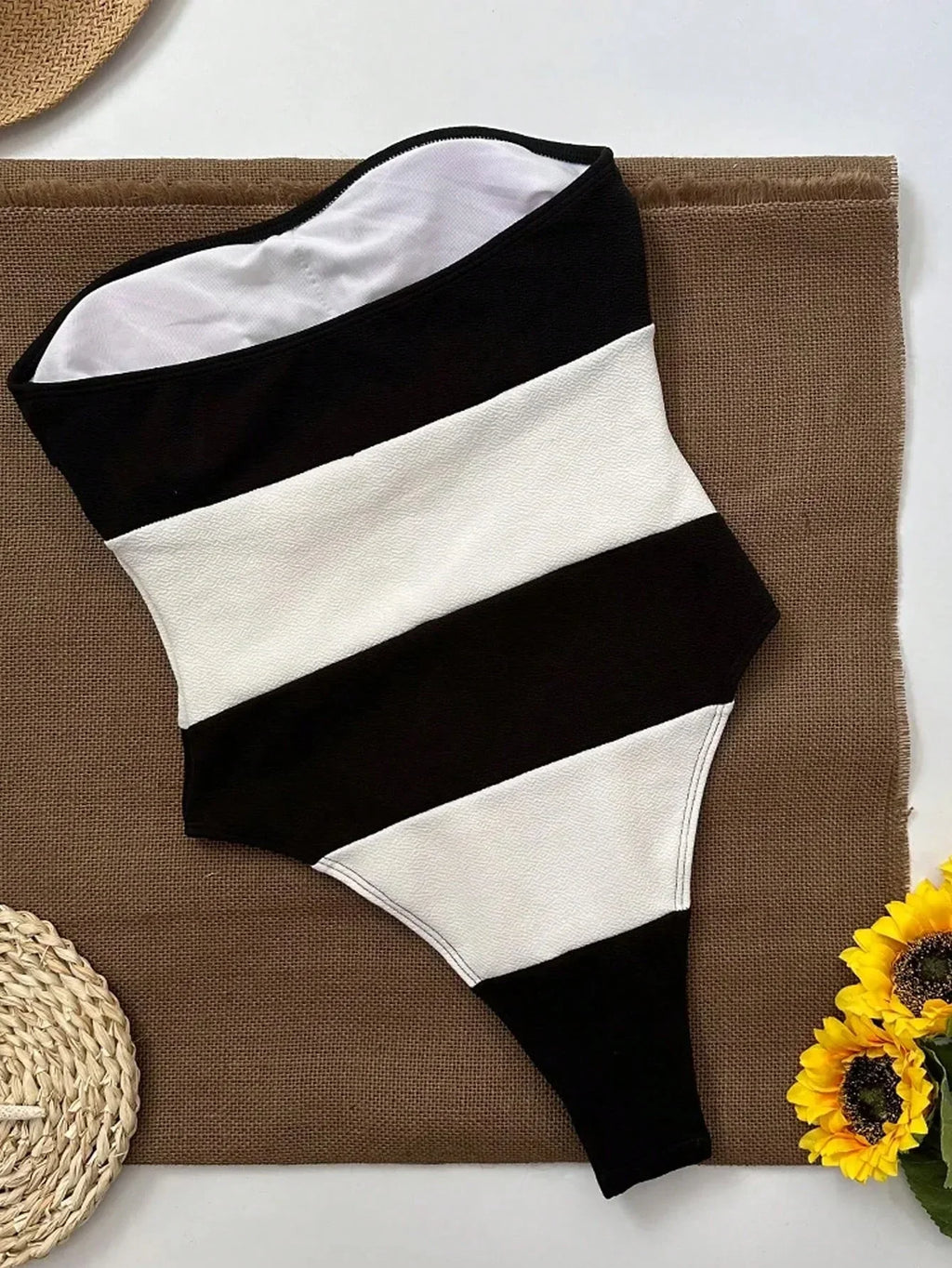 Off-Shoulder One-Piece Swimsuit with Contrast Stripe High-Leg
